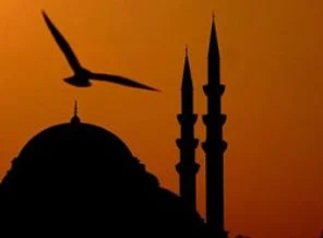 Bu gece ilk teravih kılınacak