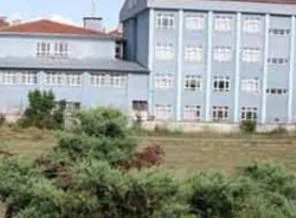 Camii arazisine emniyet binası yapılacak