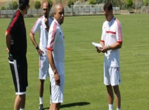Carlos ismini duyan Sivas'a geliyor