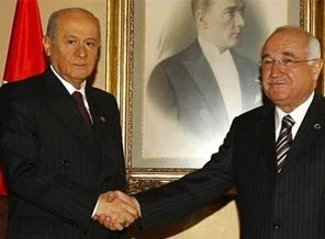 Cemil Çiçek liderler turuna Bahçeli'yle başladı