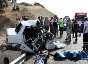 Cenaze dönüşü feci kaza