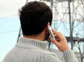 Ceple konuşurken balkondan düştü