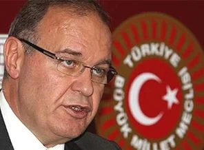 CHP: AK Parti faiz lobisiyle barışma çabasında