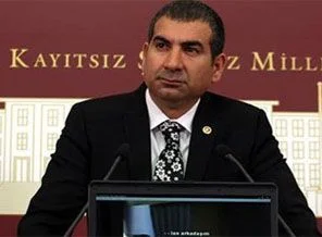 CHP, Başbakan Erdoğan'dan özür diledi