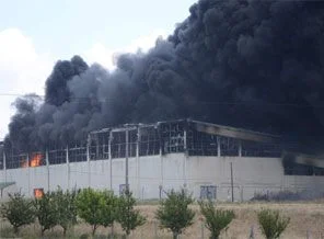 Çorlu'da fabrika yangını