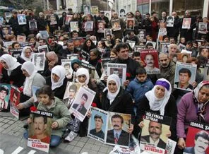 Cumartesi Anneleri: Öldürenler devlet korumasında