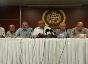 'Darbeye destek veren din alimlerini kınıyoruz'