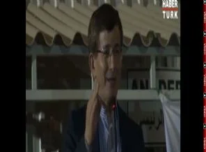 Davutoğlu Arapça slogan attı!