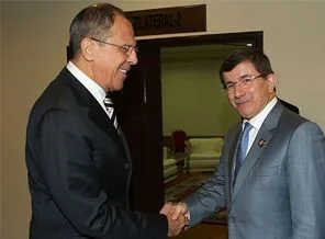 Davutoğlu, Lavrov ile Suriye'yi görüştü