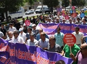Diyarbakır'da erkekler cinsel istismara karşı yürüdü