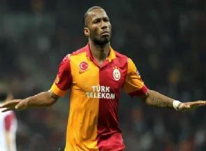 Drogba-Ronaldo yarışı