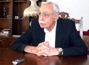Ekinci: Selahattin yakınmayı bırak devlet çalışıyor
