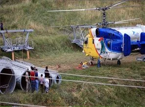 En uzun teleferik hattının direkleri dikildi