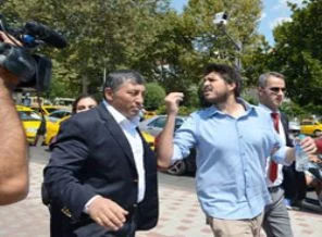 Erdoğan'ın aracına tükürme kavgası