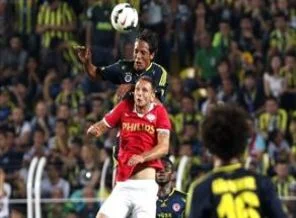 Fener'i çarptılar: 2-0