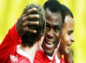 Fenerbahçe'de son karar Emenike!