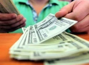 FT: 'Faiz lobisi' söylemi Merkez Bankasını rezerv kullanmaya itti