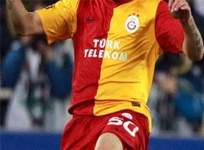Galatasaray'da iki transfer bugün açıklanacak