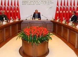 Hava Kuvvetleri'nde 'Uludere' depremi mi?