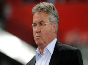 Hiddink istifa etti