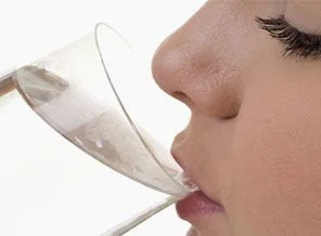 İftar ile sahur arasında en az 2 litre su için