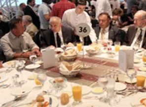 İftarda Gülen'in ses kaydı dinletildi