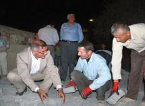 İlk kez parke taşı döşeniyor