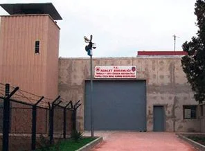 İmralı Cezaevi müdürü kaza geçirdi