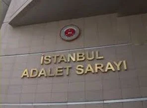İstanbul Adalet Sarayı önünde arbede