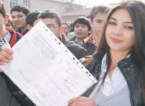 Kız liselerine tarihi dönüş