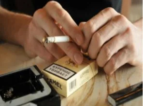 Konuşan paketler 'sigarayı bıraktırabilir'