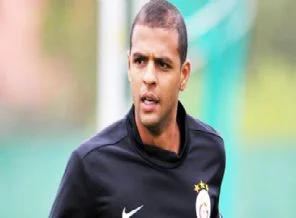 Melo Galatasaray'ı neden tercih etti?