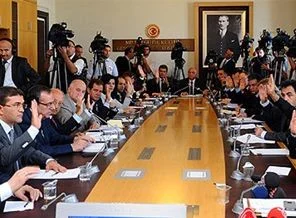 MHP'den AK Part'ye Mursi göndermesi