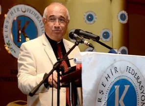 'Ne çekiyorsak dilimizden çekiyoruz'