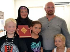 Norveçli ateist aile Müslüman oldu