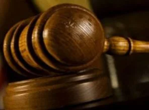 O hukukçular görevden uzaklaştırıldı