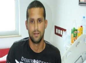 'Öldü' diye getirildi, yürüyerek gitti
