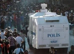 Taksim'de gözaltına alınan 59 kişi adliyeye çıkartılacak