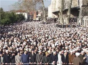 'Tarikat: Gittikçe büyüyen bir iç tehdit'