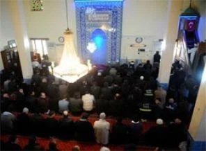Teravih namazına hız sınırı geldi