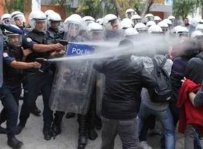 TİHV: Biber gazı işkencedir