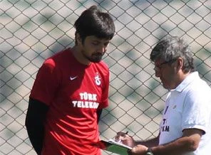 Tolga Zengin'in morali bozuk