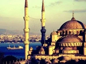 Türkiye'de kaç camii var?
