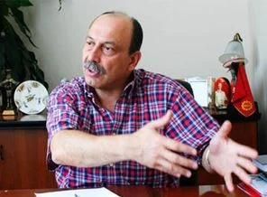 Tüzel: Cemil Çiçek, Gezi sorularını geri çeviriyor