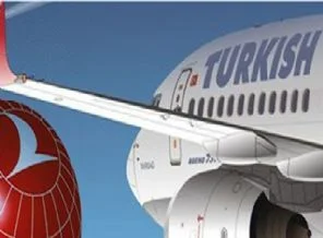 Uçağa binmek istemeyen yolcu aprona kaçtı