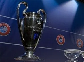 UEFA servet dağıttı