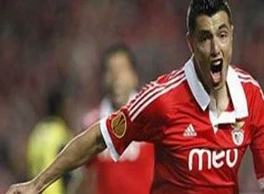 Ve Cardozo imzaya geliyor