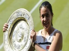 Wimbledon'da sürpriz şampiyon