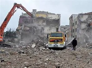 17 Ağustos'ta binalar bu kez dönüşüm için yıkılacak