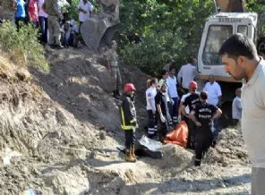 2 kişi su kuyusunda öldü